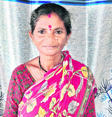 చౌకదుకాణాల్లో నూనె ఊసేలేదు  
1