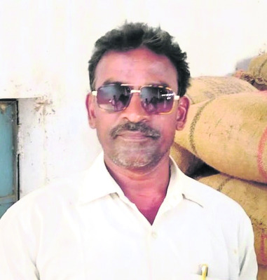 రిలయన్స్‌కు భూములను ధారాదత్తం చేయొద్దు 2