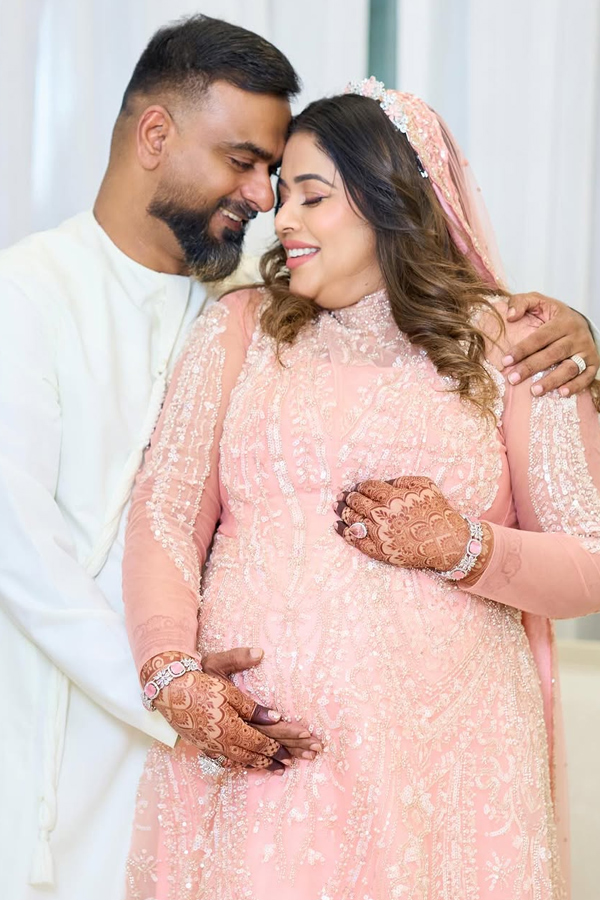 Actress Poorna Shares Baby Bump Photos With Husband4