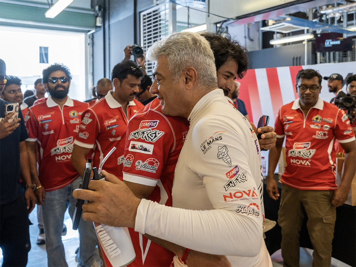 రేసులో అజిత్‌.. సపోర్ట్‌గా నిలిచిన సెలబ్రిటీలు (ఫోటోలు) | Ajith Kumar ...