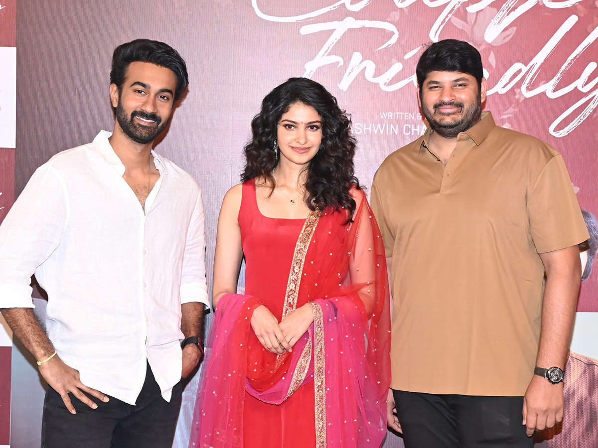 Couple Friendly Trailer Launch Event Photos7