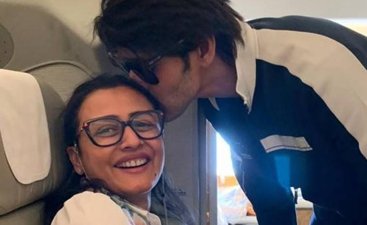 Mahesh Babu And Namrata Shirodkar Celebrates 21 Years of Wedding Photos18