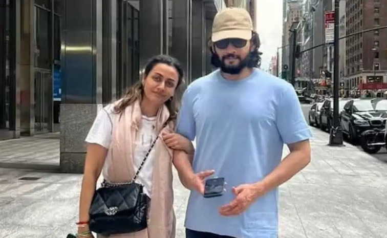 Mahesh Babu And Namrata Shirodkar Celebrates 21 Years of Wedding Photos9