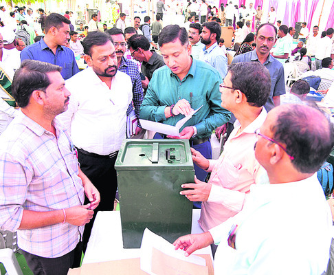 టీటీడీసీలో సందడి..1