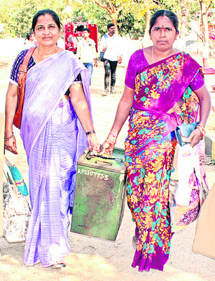 మున్సిపోల్‌కు సిద్ధం7