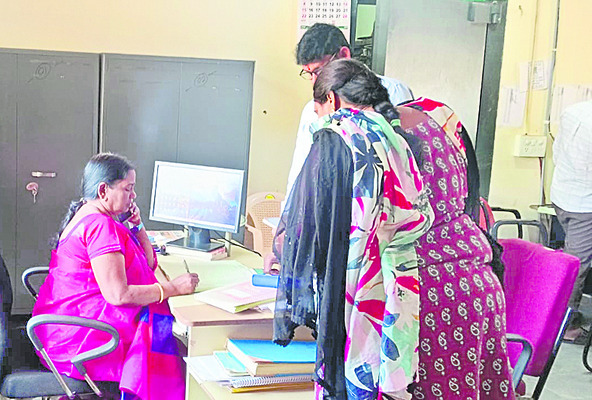 పోలింగ్‌ బూత్‌లు తారుమారు 2