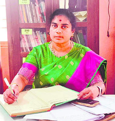 సంభ్రమాశ్చర్యాలు 10