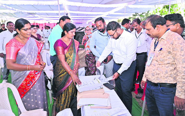 ఓటు హక్కు వినియోగించుకోనున్న 2,26,646 మంది ఓటర్లు 3