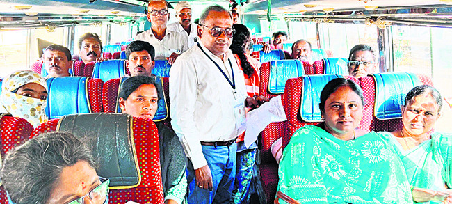 మున్సిపోల్‌కు సిద్ధం8