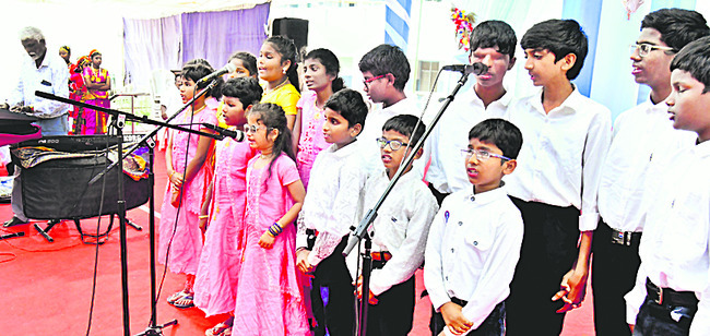  సద్గుణరాశి.. సదా సన్నుతి 1