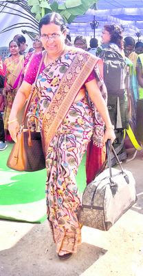 ఓట్ల పండుగ నేడే2