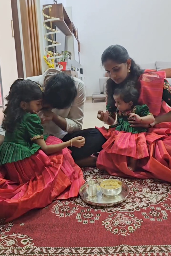 Bigg Boss Adi Reddy Second Daughter Anna Prasana Ceremony Photos7