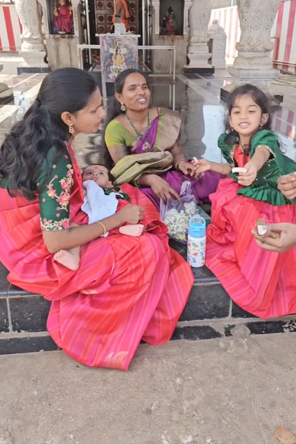 Bigg Boss Adi Reddy Second Daughter Anna Prasana Ceremony Photos13