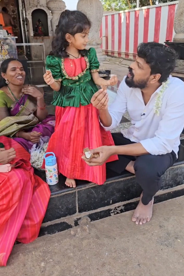 Bigg Boss Adi Reddy Second Daughter Anna Prasana Ceremony Photos14