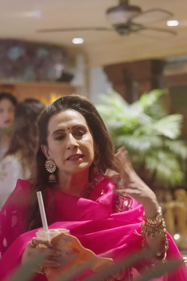 Sonam Kapoor Drops posts About Her Baby shower Photos7