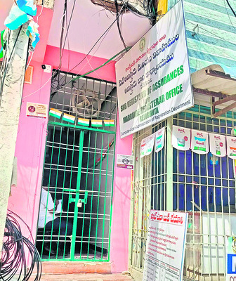 ● ఏసీబీ దాడులంటే భయం లేదు ● ఓ అటెండర్‌కు రూ.6కోట్ల ఆస్త1