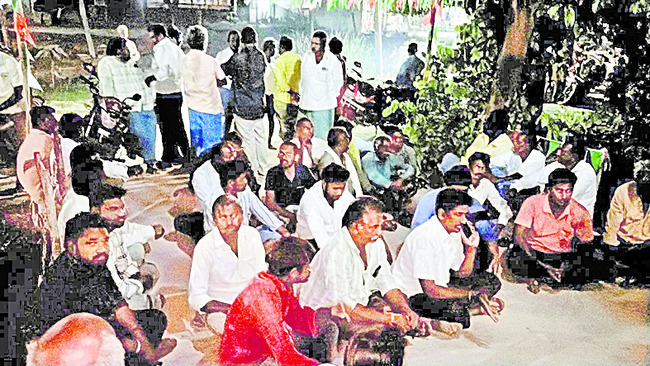 టీడీపీలో చిటపటలు1