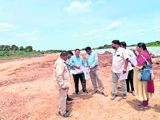 కారు చౌకగా రూ.7.20 కోట్లు 
1