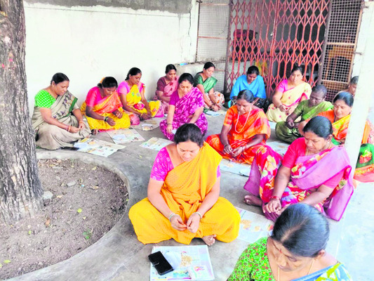 రైల్వేస్టేషన్లలో తనిఖీలు3