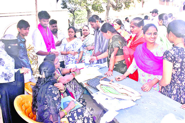 ఓటెత్తిన పట్టణం4