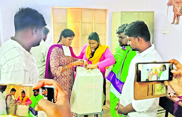 ముగిసిన ‘పుర’పోరు.. పోలింగ్‌ ప్రశాంతం ఉమ్మడి వరంగల్‌లో 4