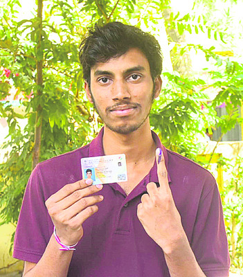 ● నవోత్సాహంలో యువత ● అనుభవాలు చెప్పిన వృద్ధులు1