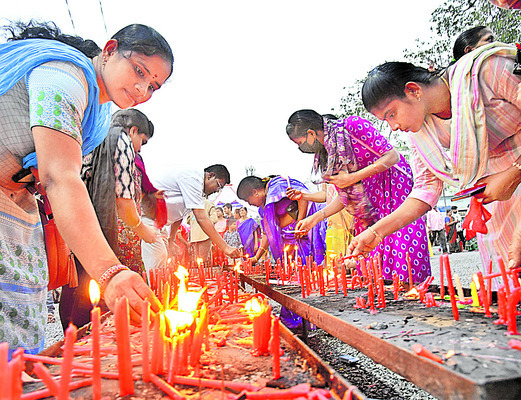 భక్తి నీరాజనం4