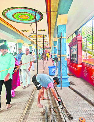 భక్తి నీరాజనం9