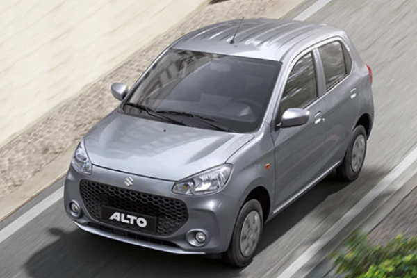 మారుతి సుజుకి ఆల్టో K10 | ధర రూ.3.70 – రూ.5.45 లక్షలు | మైలేజీ 24.9 kmpl (పెట్రోల్); 33.40 km/kg (CNG)5