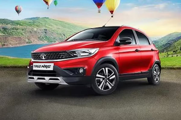 టాటా టియాగో | ధర రూ.4.57 – రూ.7.82 లక్షలు | మైలేజీ ~19–20 kmpl (పెట్రోల్)8