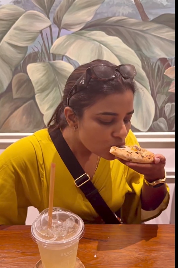 Aishwarya shares a glimpse from Old Town Phuket Photos8