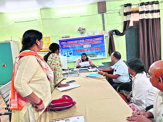 వెనుకబడిన విద్యార్థులపై ప్రత్యేక దృష్టి 1