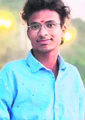 విద్యుత్‌షాక్‌తో    పంచాయతీ వర్కర్‌ మృతి1