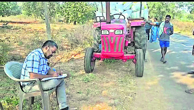 ధాన్యం బస్తాల స్వాధీనం 2