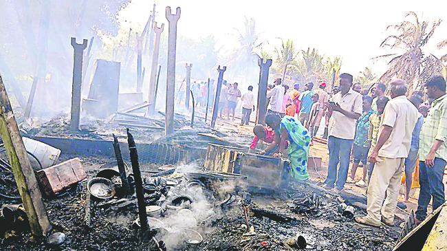 అగ్గి.. సర్వం బుగ్గి 1
