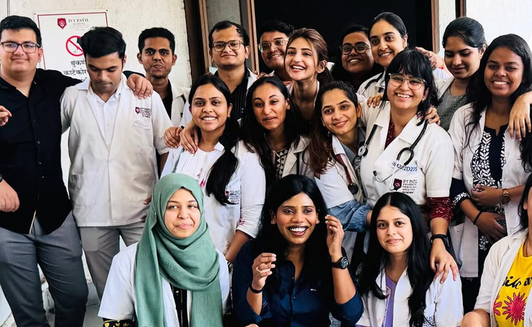 Actress Sreeleela Officially Graduates As a Doctor Photos6