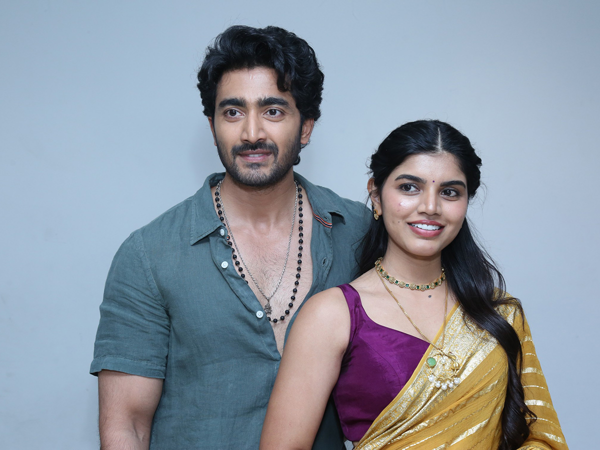 Mansion House Mallesh Movie Teaser Launch Photo Gallery16