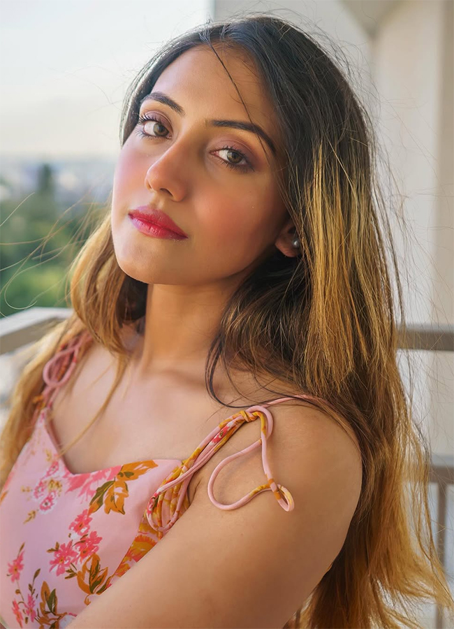 Nilave Movie Actress Shreyasi Sen HD Photos19