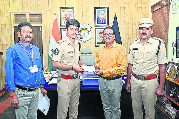 చట్టాలపై అవగాహన అవసరం 1