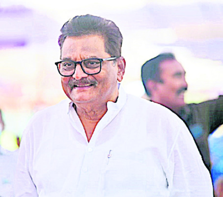 చంద్రబాబు, లోకేష్‌ను ఏమనాలి ?
1