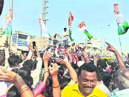 నీలగిరి కార్పొరేషన్‌ సహా.. 16 మున్సిపాలిటీలు హస్తగతం5