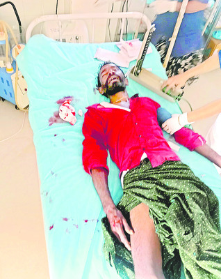 గ్రావెల్‌ అక్రమ తవ్వకాలపై కఠిన చర్యలు 1