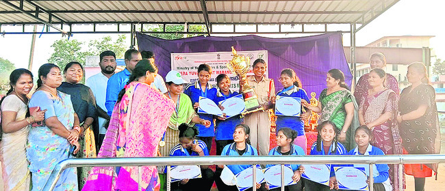 క్రీడలతో మానసికోల్లాసం
1