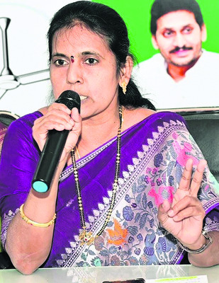 శేష వాహనంపై మూలస్థానేశ్వర స్వామి1