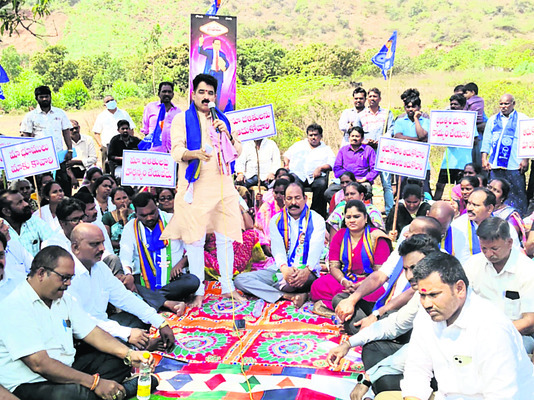 లాక్కునేందుకు కుట్ర2