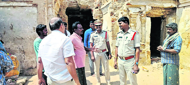 శ్రీవారి దర్శనానికి  12 గంటలు 2