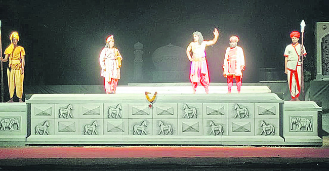 సౌండ్‌ అండ్‌ లైట్‌.. ఉత్సవాలకే హైలైట్‌ 2