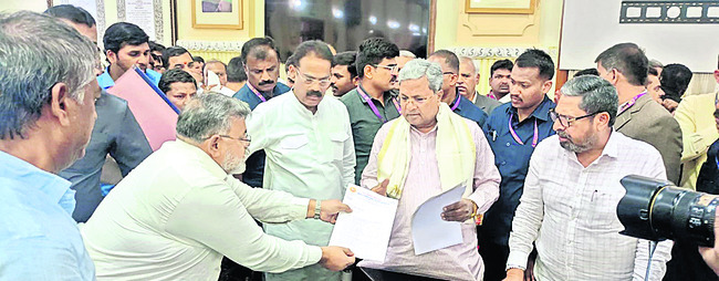 రైతులకు 12 గంటల విద్యుత్‌ అందించరూ..5