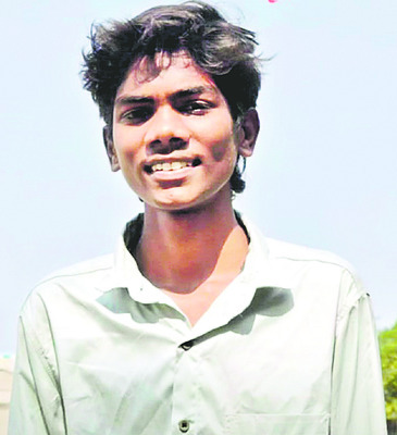 రోడ్డు ప్రమాదంలో వ్యక్తి మృతి 2