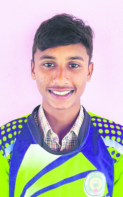 జాతీయ స్థాయి వాలీబాల్‌ పోటీలకు ఎంపిక 
2